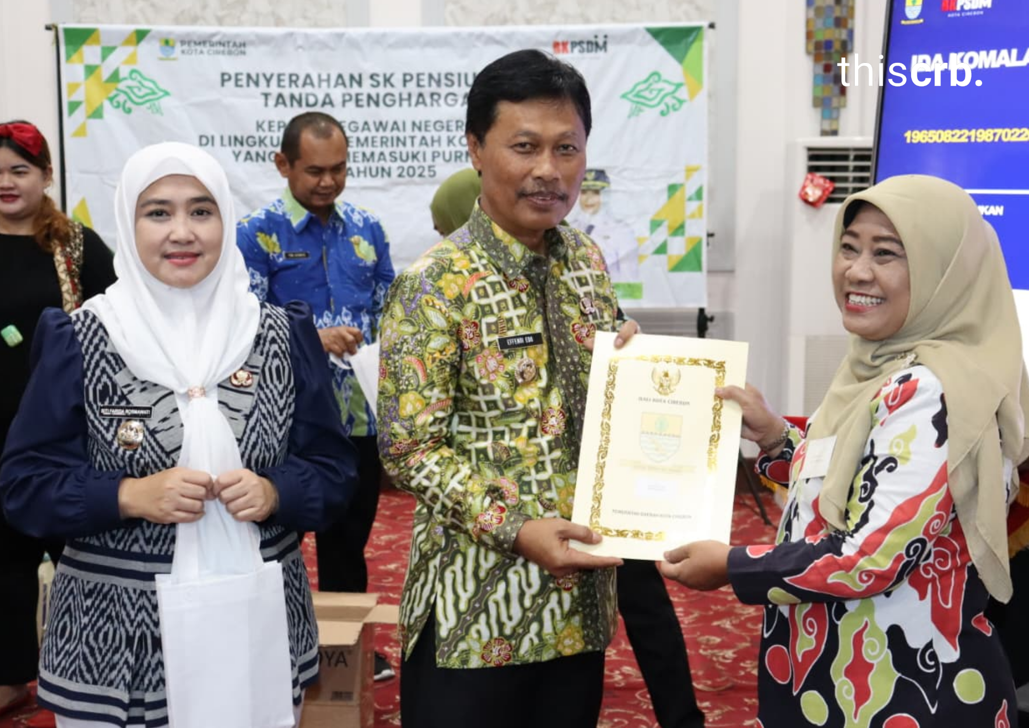 22 ASN Kota Cirebon Terima SK Pensiun, Wujud Apresiasi atas Pengabdian Puluhan Tahun