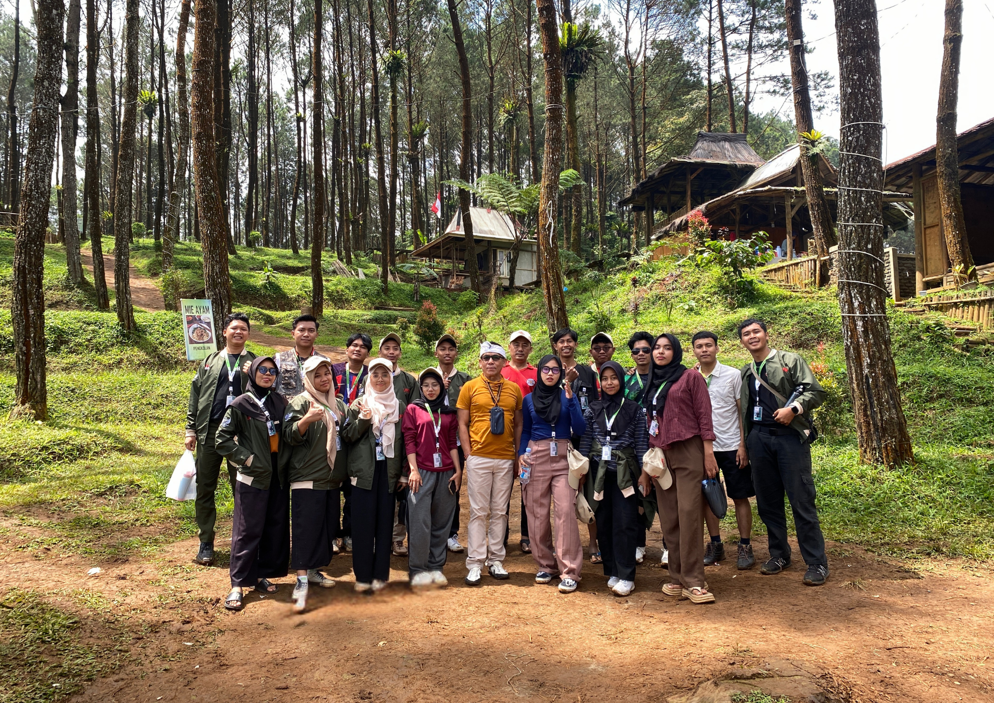 Mahasiswa KKM UMC Lakukan Observasi Wisata Bagarurung untuk Pengembangan Potensi Desa