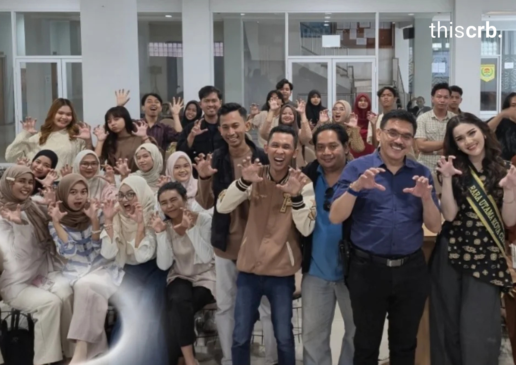 Semangat Kolaborasi di Mall UMKM Cirebon: Ayo Bareng Gelar Sharing Session Bertajuk “Together We Grow, Together We Glow”