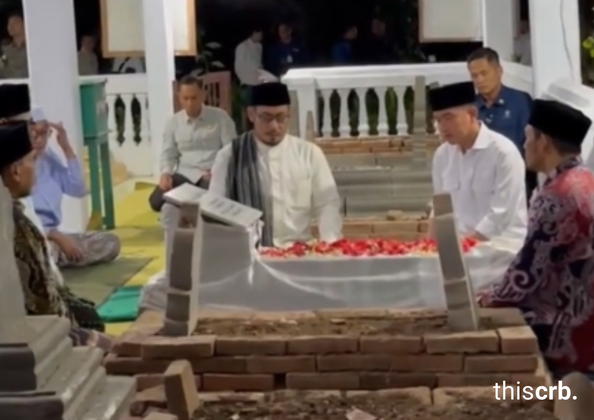 Wapres Gibran Ziarah ke Makam KH. Abbas Buntet, Cirebon Jadi Awal Langkah Kunjungan Dua Hari