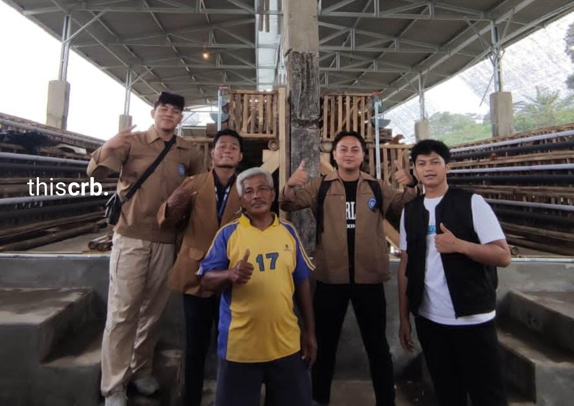 Peran Mahasiswa Politeknik SCI dalam Penguatan Ketahanan Pangan Telur di Desa Desakaliaren