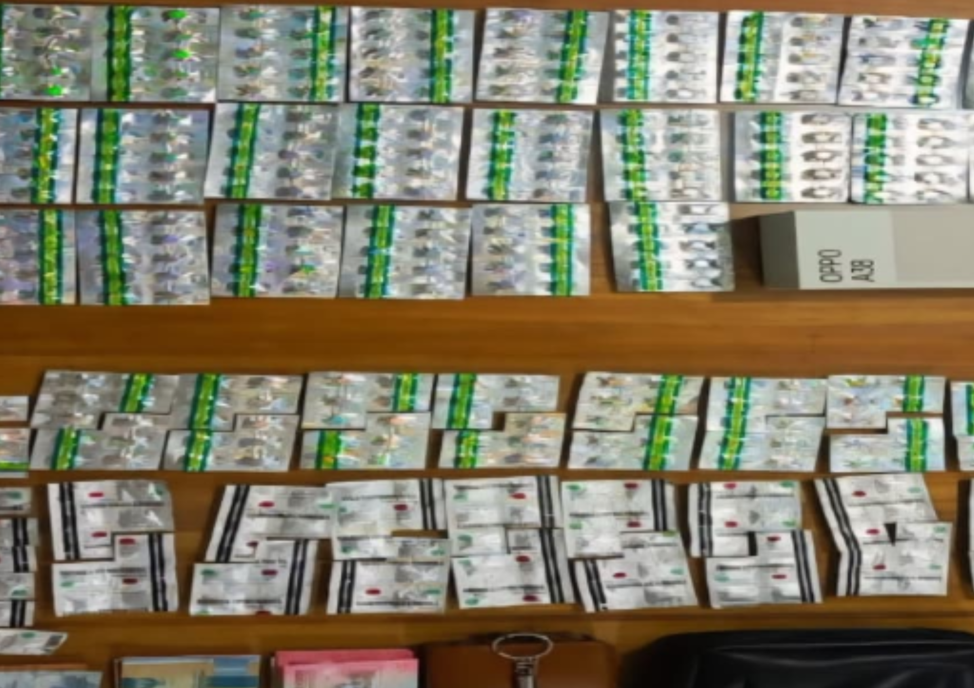 Polresta Cirebon Amankan Pengedar Obat Keras Ilegal, Ratusan Tramadol dan Trihex Disita