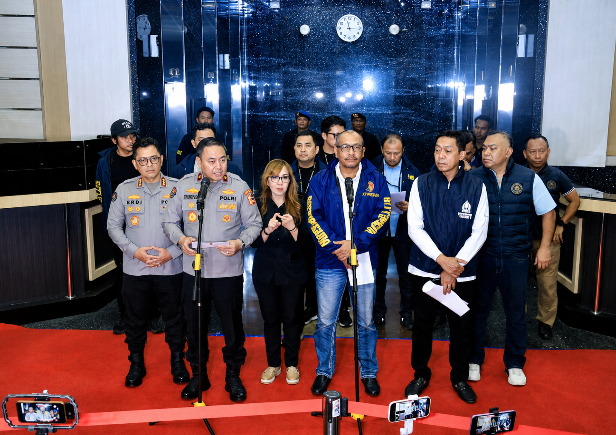 Bareskrim Polri Bongkar Sindikat Judi Online Internasional di Jakarta Barat, 321 WNA Diamankan